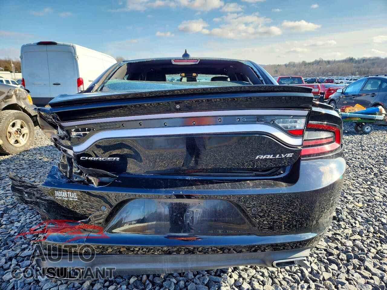 DODGE CHARGER 2015 - 2C3CDXHG8FH727634