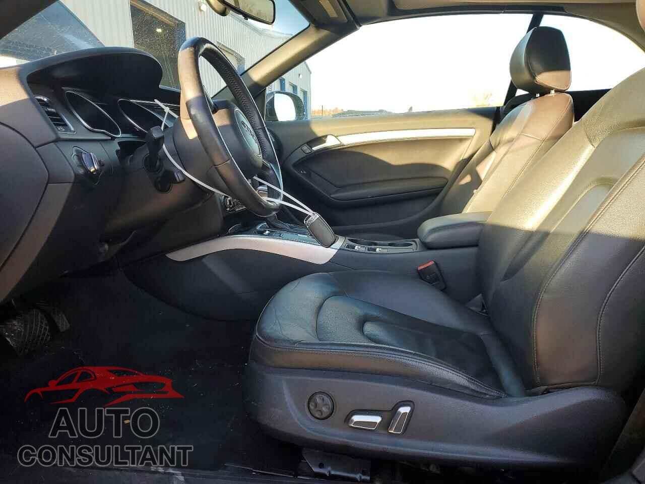 AUDI A5 2013 - WAUCFAFH5DN008941