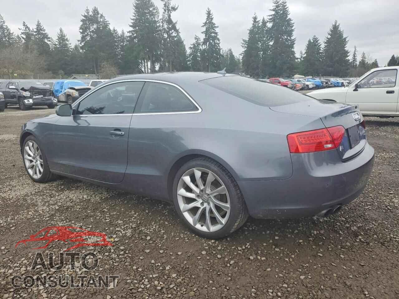 AUDI A5 2013 - WAULFAFR2DA070135