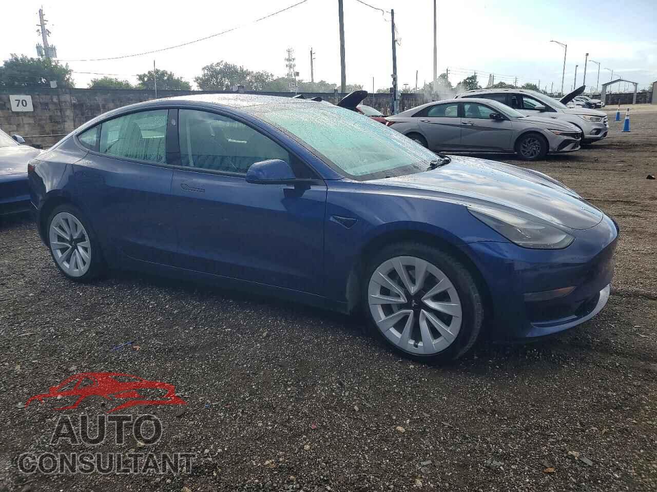 TESLA MODEL 3 2022 - 5YJ3E1EA5NF371928
