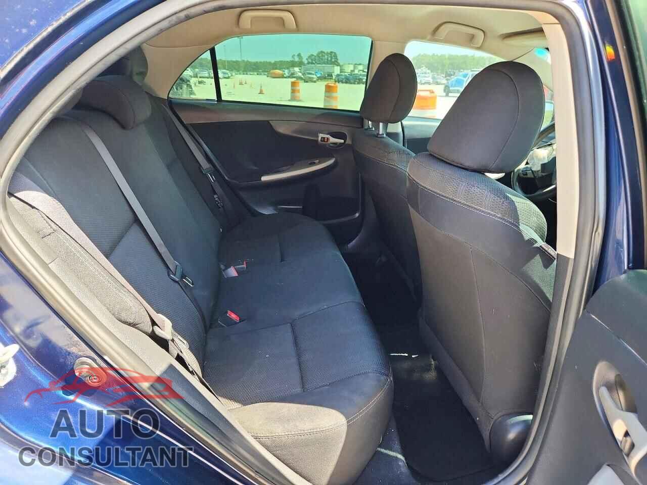 TOYOTA COROLLA 2013 - 5YFBU4EE1DP179654