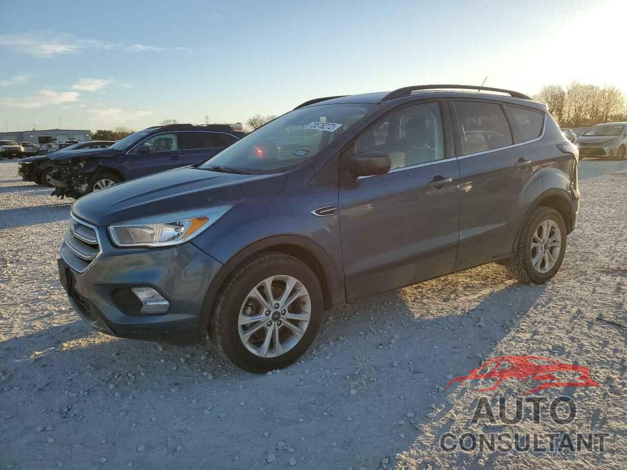 FORD ESCAPE 2018 - 1FMCU0GD1JUC12843