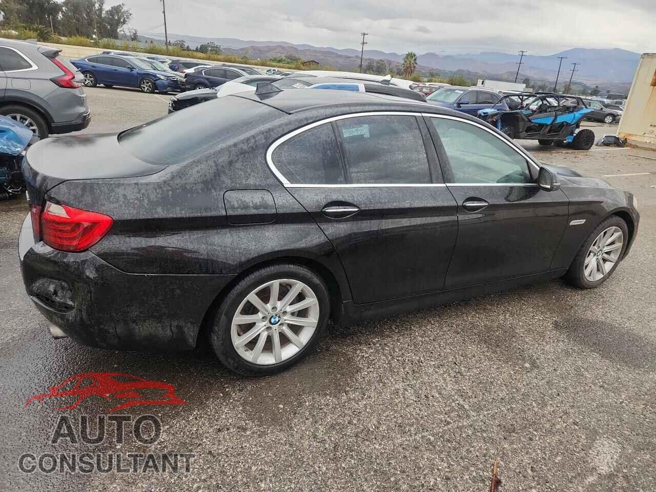 BMW 5 SERIES 2014 - WBA5B1C55ED484483