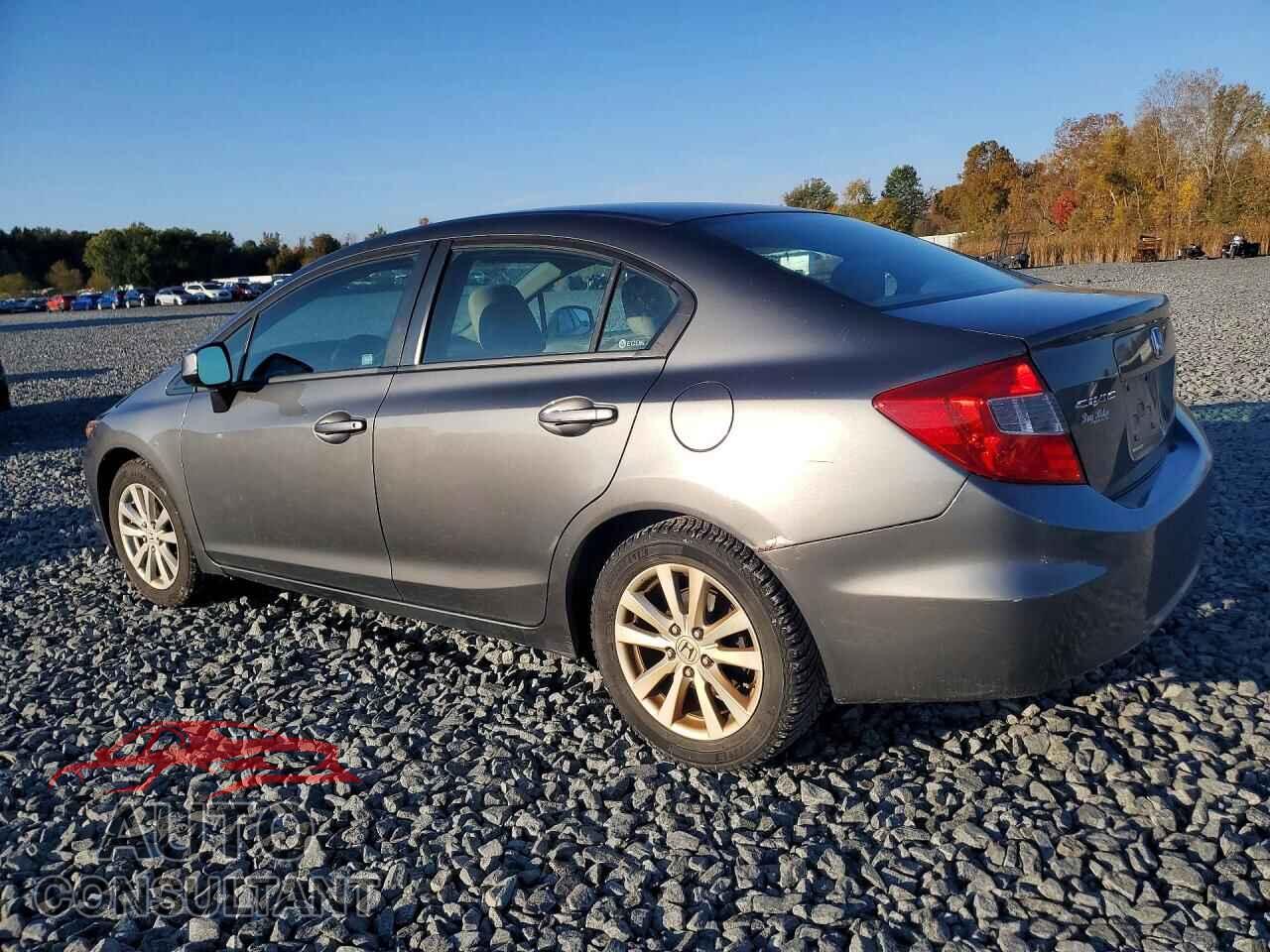 HONDA CIVIC 2012 - 2HGFB2F86CH529371