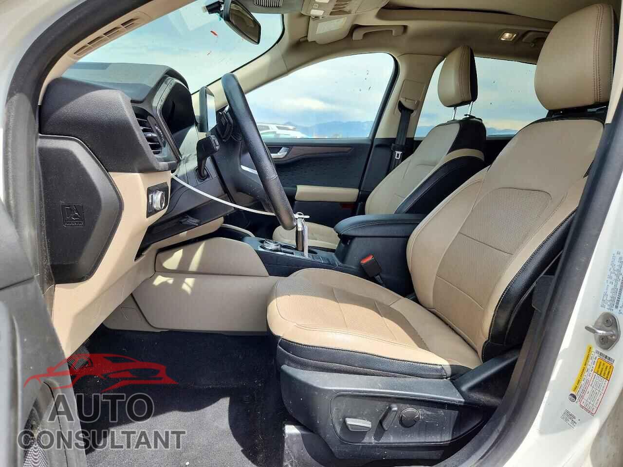 FORD ESCAPE 2020 - 1FMCU9J92LUA56386