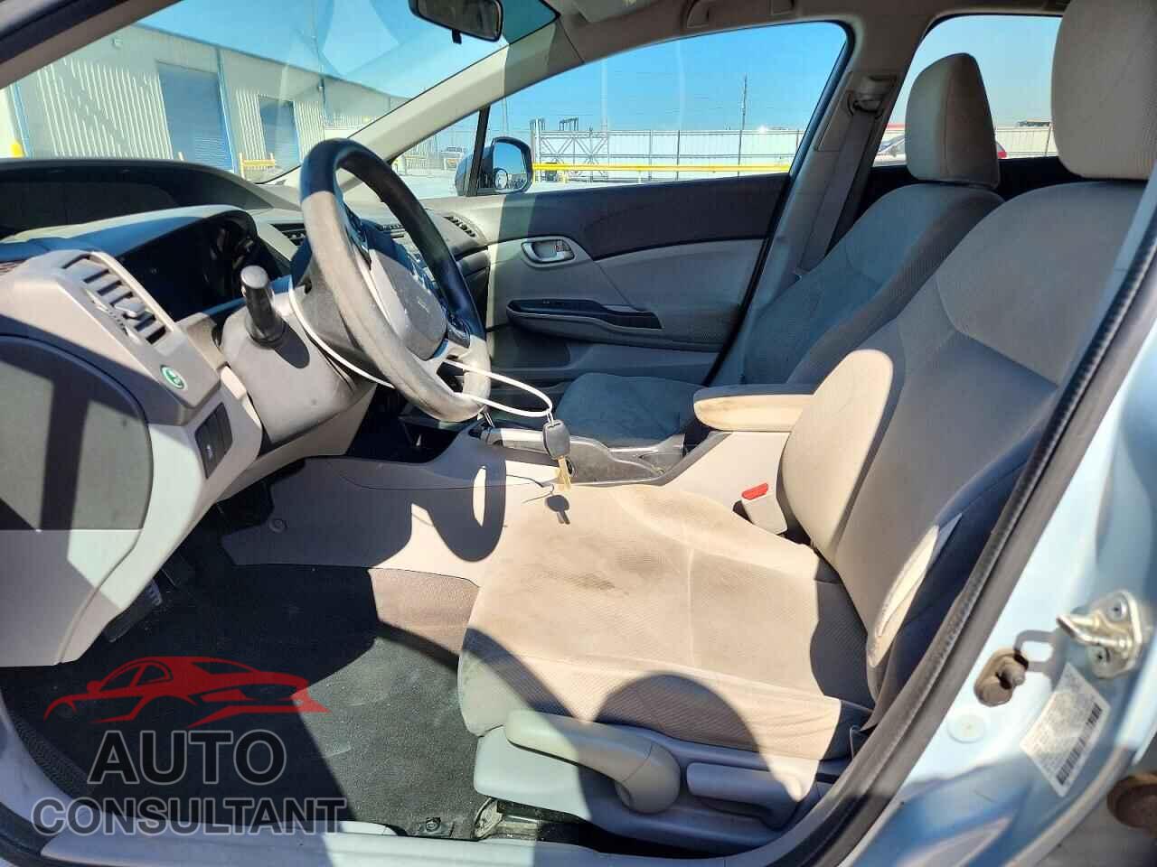 HONDA CIVIC 2012 - 2HGFB2F57CH577578
