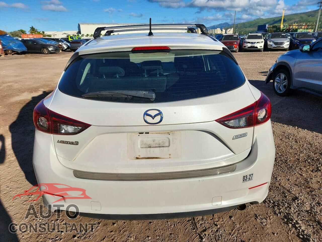 MAZDA 3 2017 - 3MZBN1K75HM144739