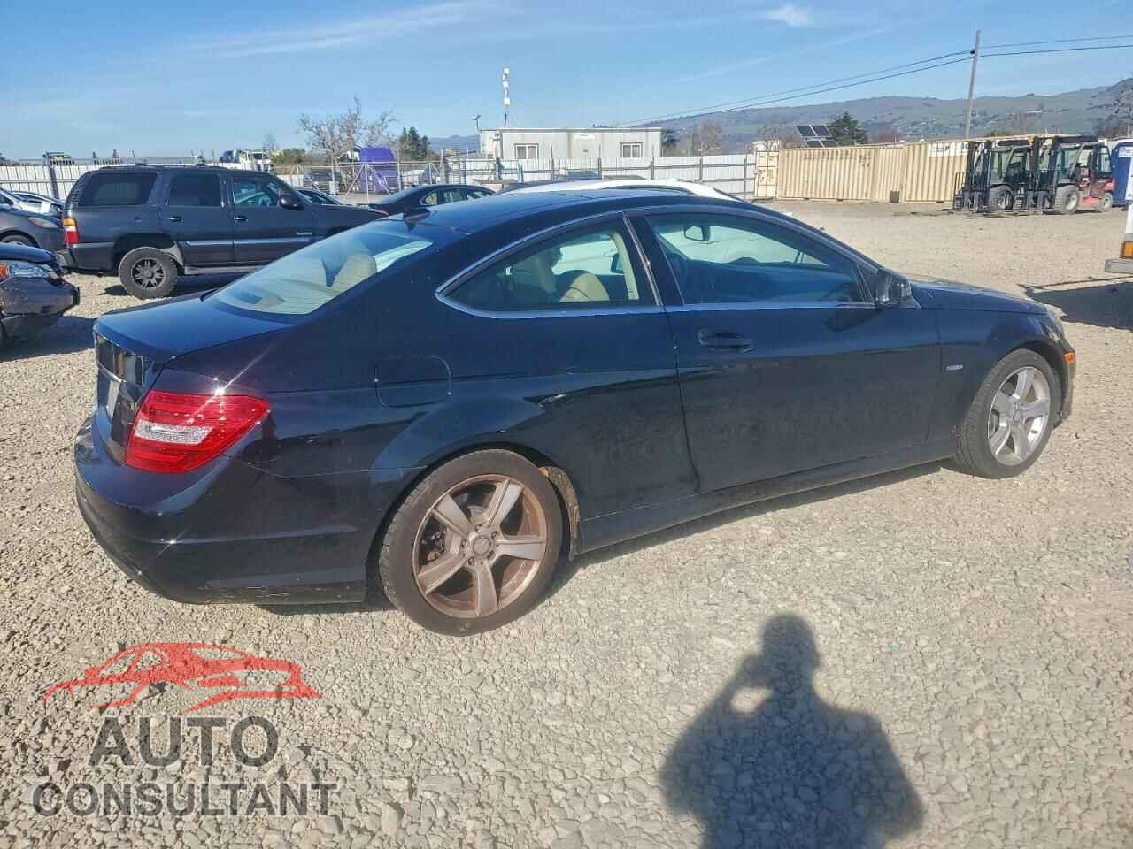 MERCEDES-BENZ C-CLASS 2012 - WDDGJ4HB6CF738045