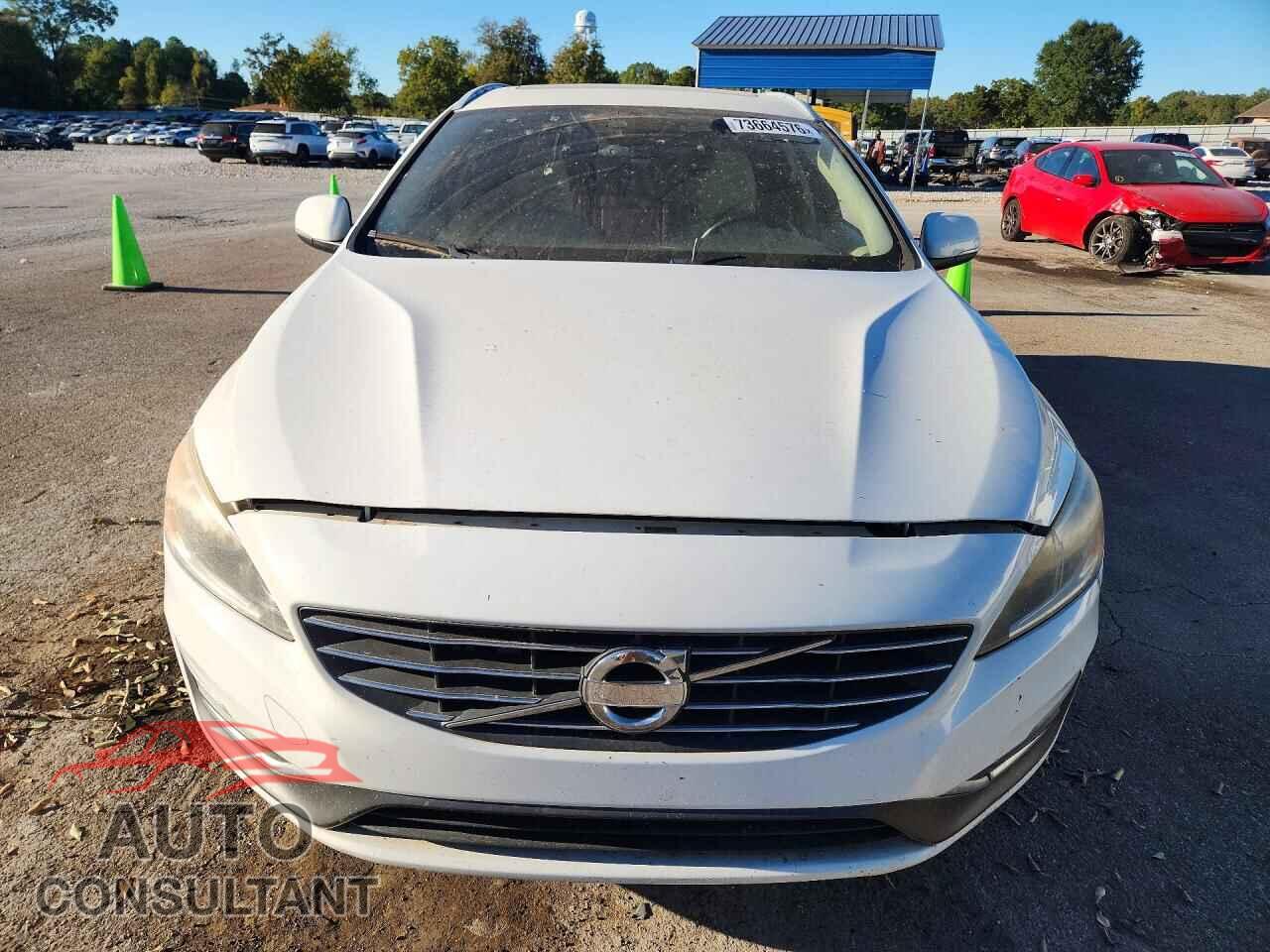 VOLVO V60 2015 - YV140MED1F1213749