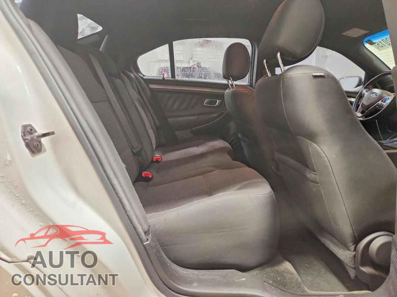 FORD TAURUS 2013 - 1FAHP2E93DG200875