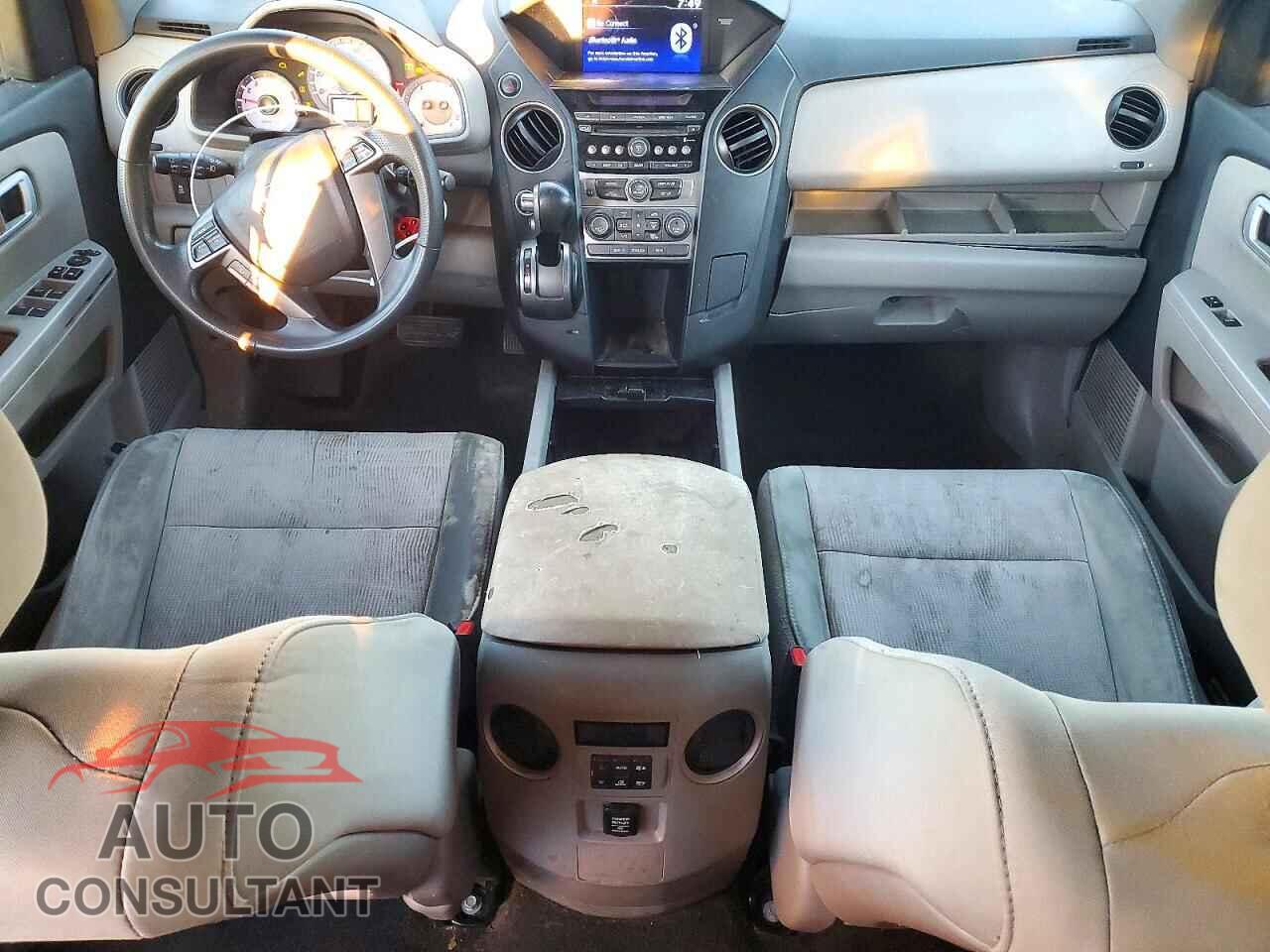 HONDA PILOT 2013 - 5FNYF4H4XDB069513