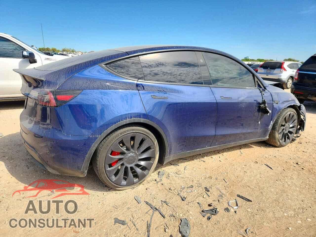 TESLA MODEL Y 2024 - 7SAYGDEF7RF049250