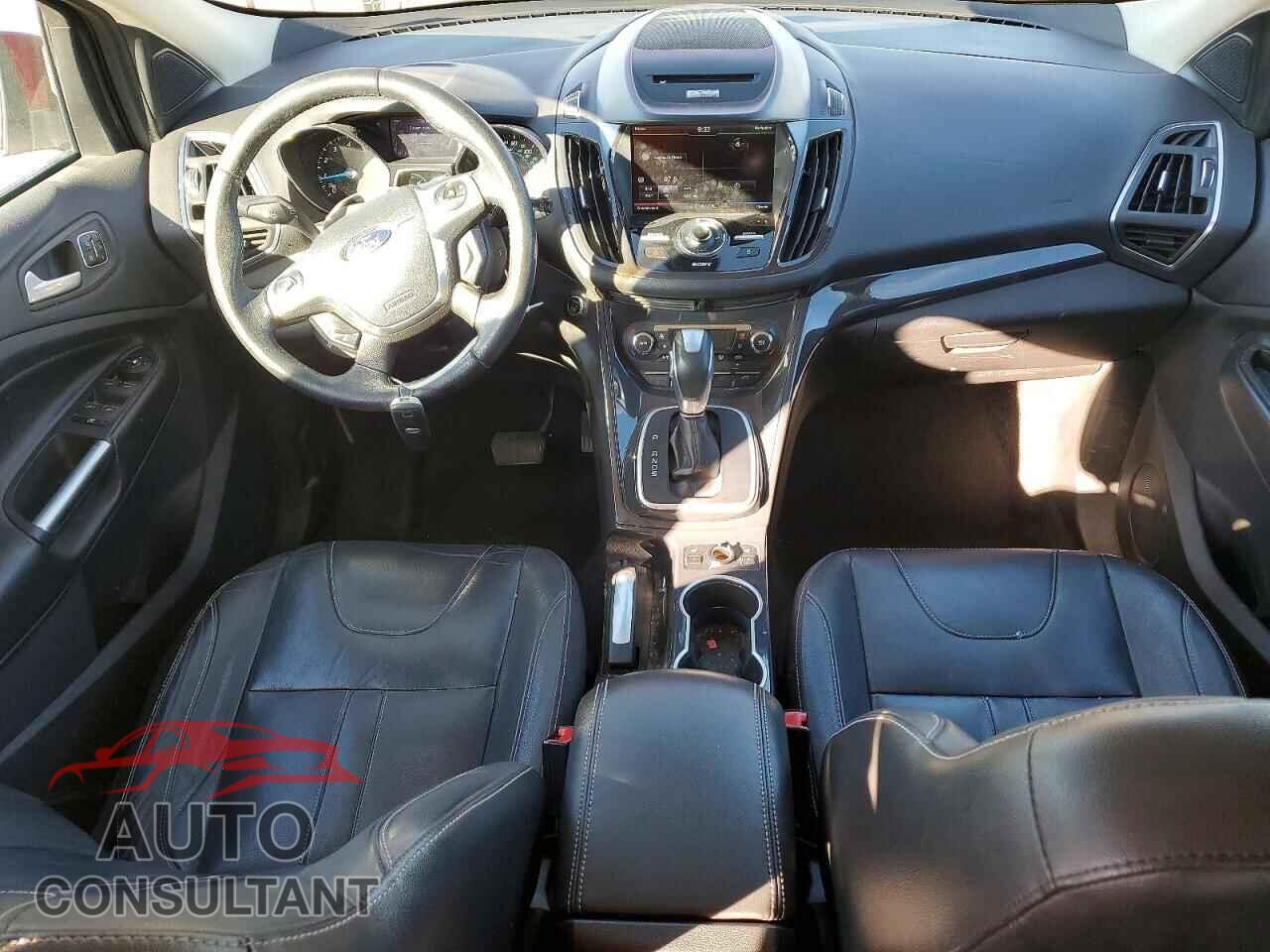 FORD ESCAPE 2013 - 1FMCU0J94DUB23017