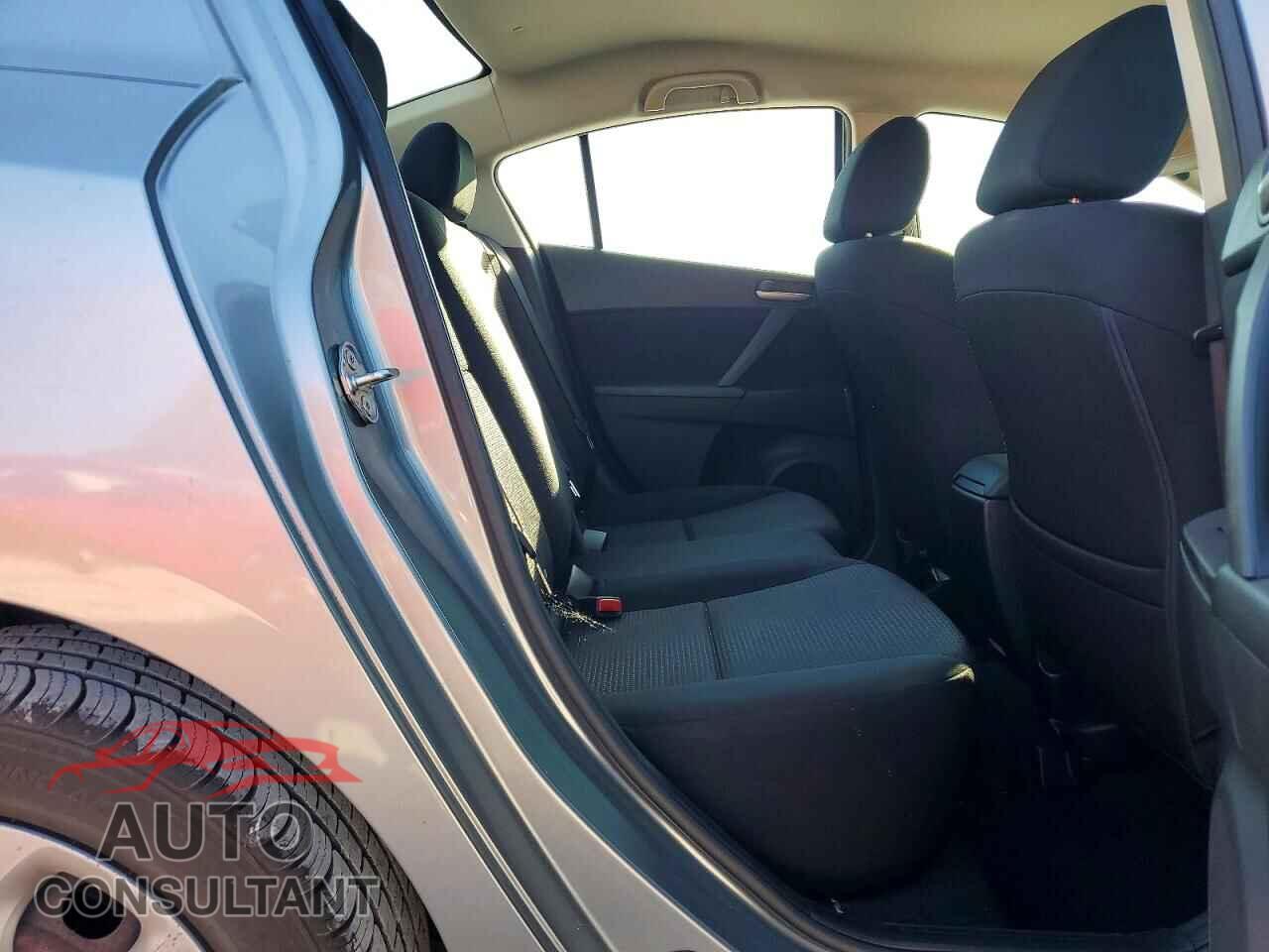 MAZDA 3 2013 - JM1BL1U70D1852099