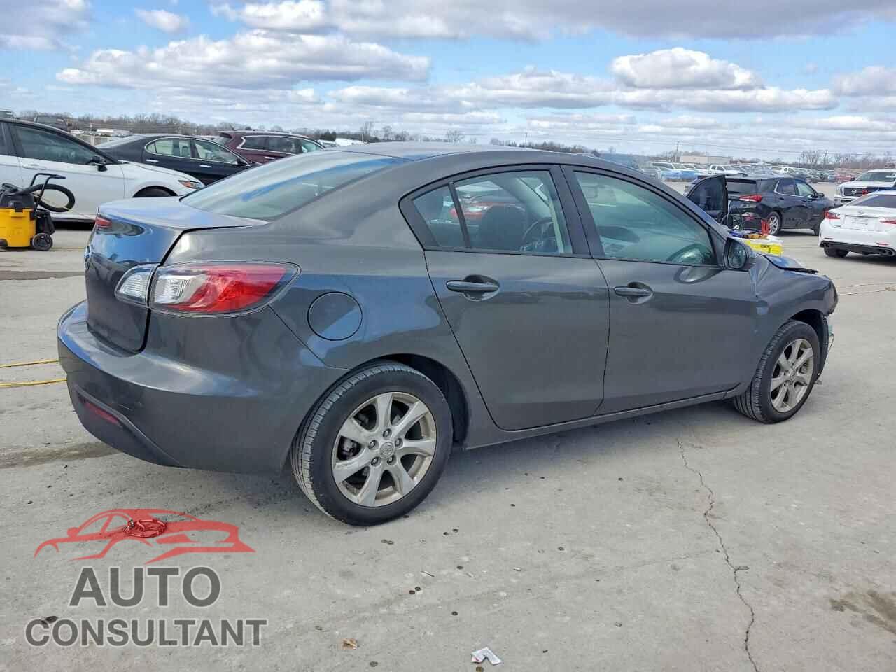 MAZDA 3 2011 - JM1BL1VF8B1367468