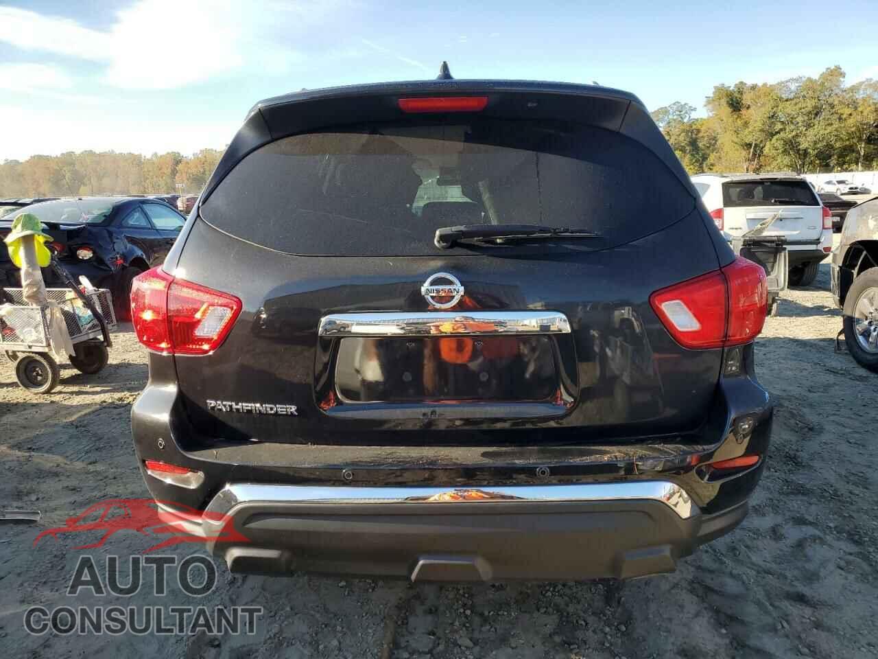 NISSAN PATHFINDER 2019 - 5N1DR2MN5KC629100