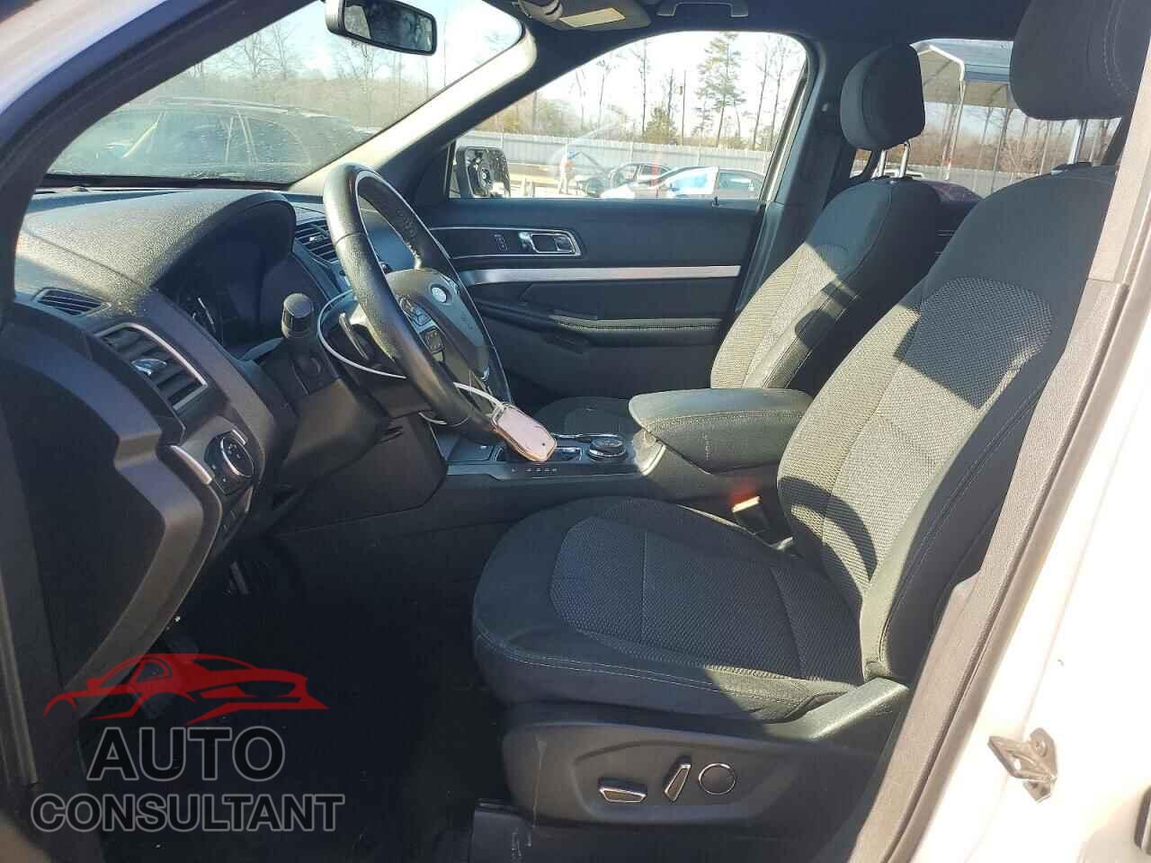 FORD EXPLORER 2017 - 1FM5K8D86HGD25183
