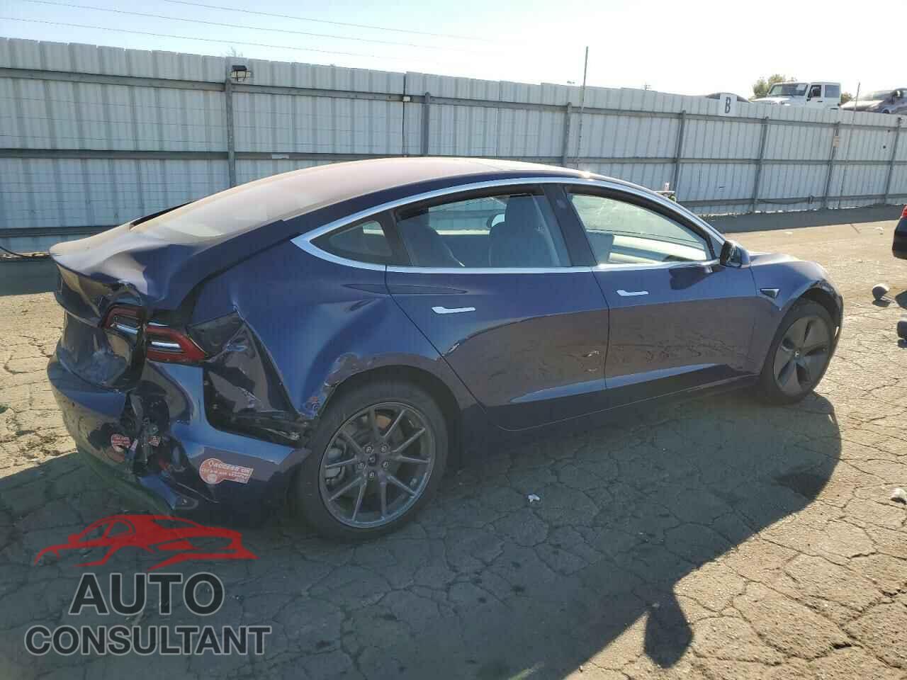 TESLA MODEL 3 2018 - 5YJ3E1EA9JF022507