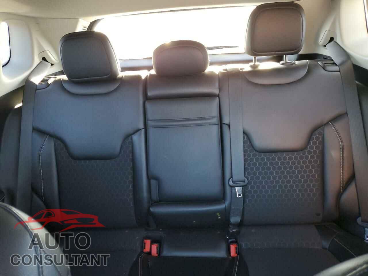 JEEP COMPASS 2019 - 3C4NJDBB8KT683659