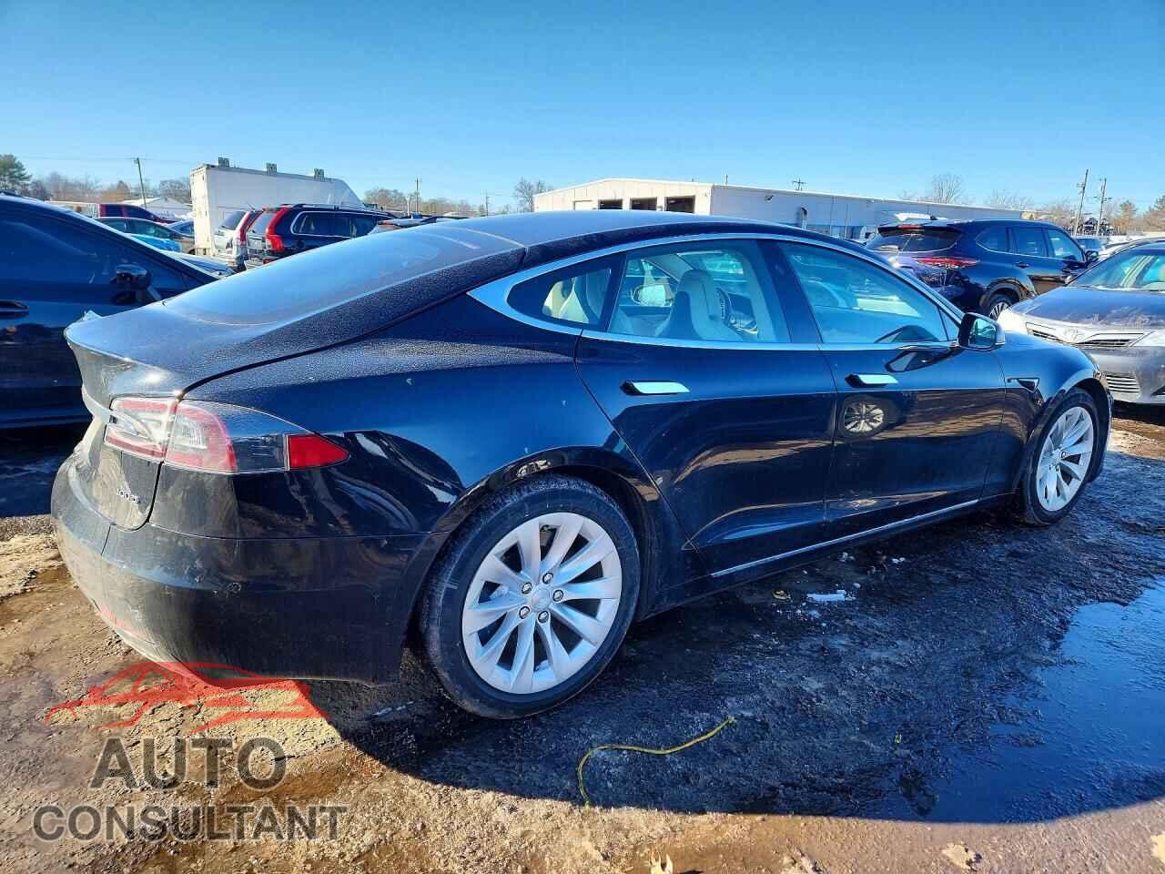 TESLA MODEL S 2018 - 5YJSA1E24JF293328