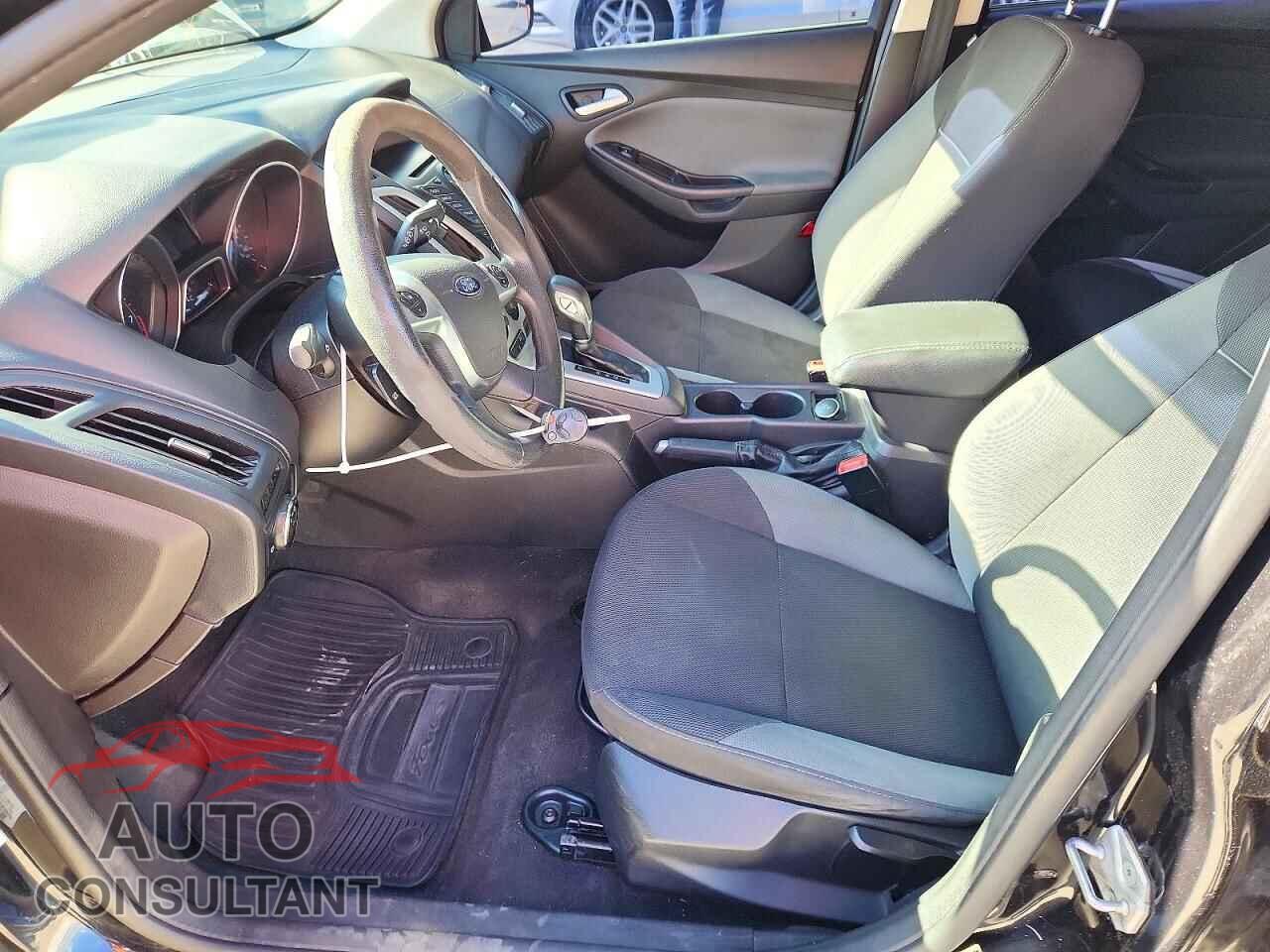FORD FOCUS 2014 - 1FADP3K23EL159863