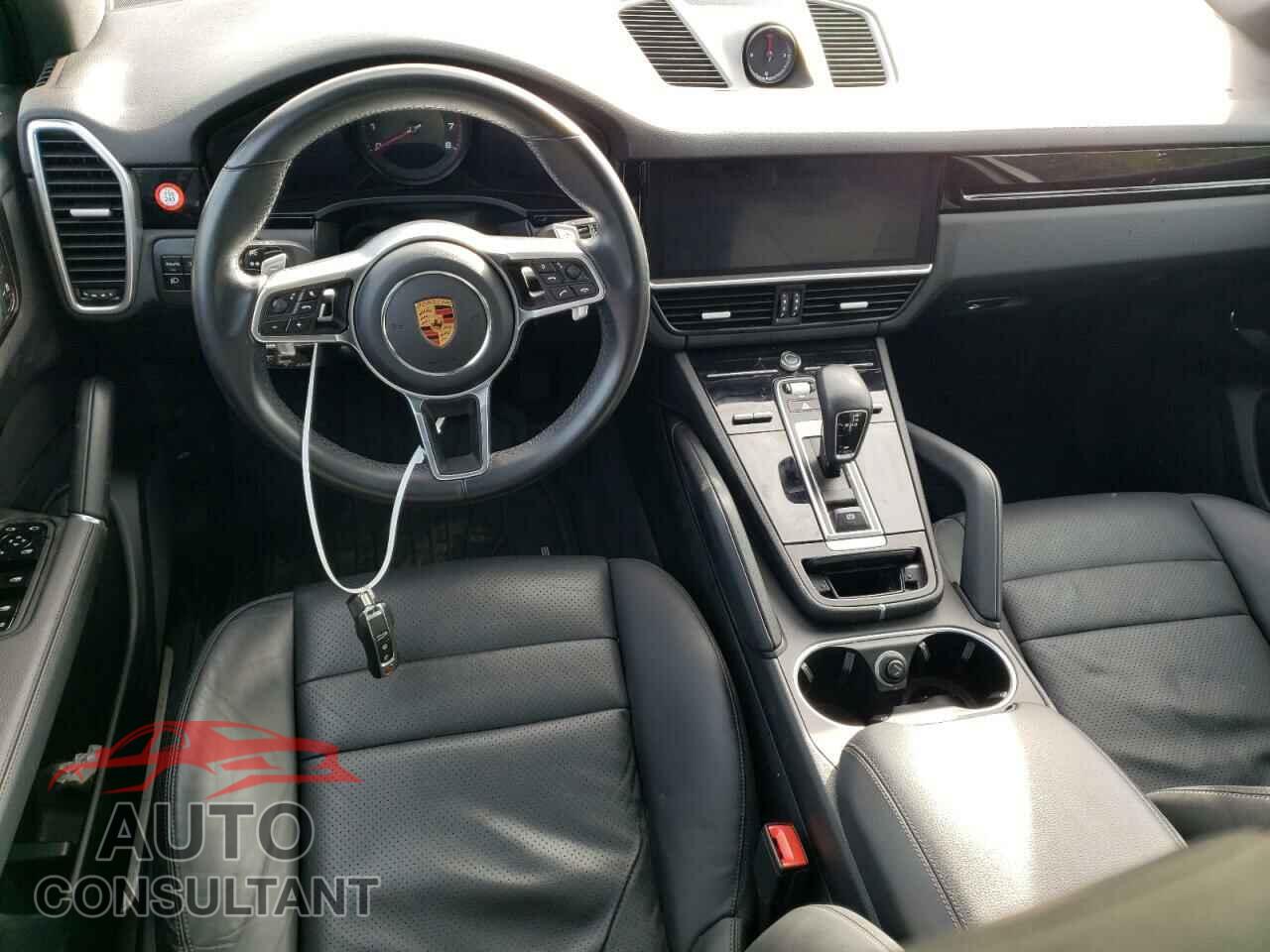 PORSCHE CAYENNE 2019 - WP1AA2AY3KDA18083