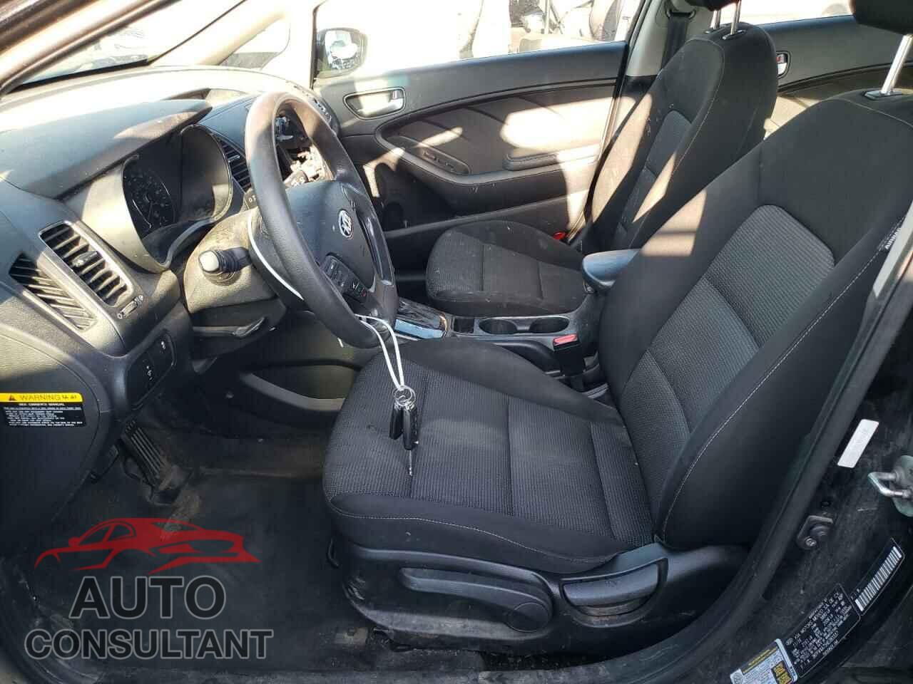 KIA FORTE 2017 - 3KPFK4A75HE083337