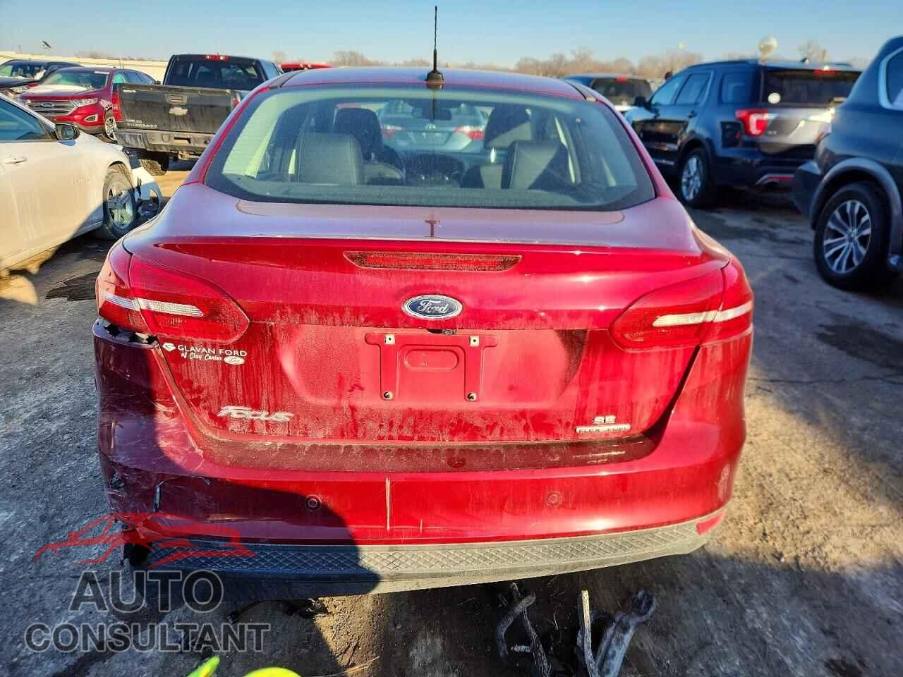 FORD FOCUS 2016 - 1FADP3F26GL379575