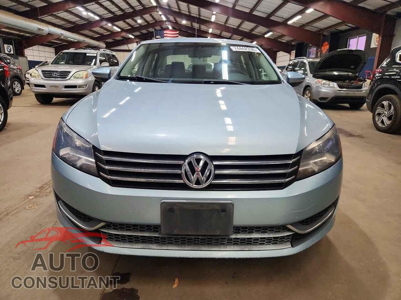 VOLKSWAGEN PASSAT 2012 - 1VWAP7A30CC014997