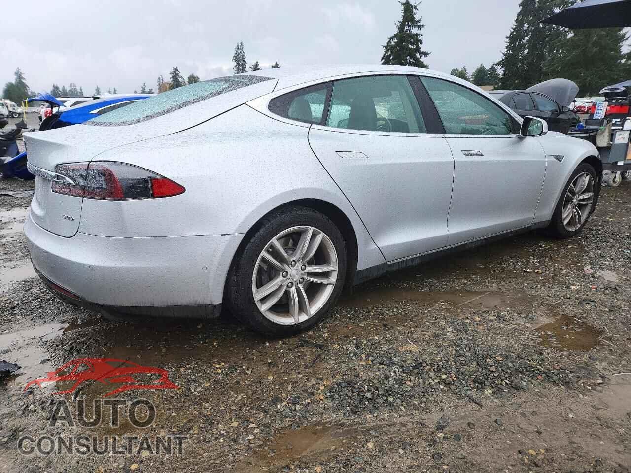 TESLA MODEL S 2016 - 5YJSA1E25GF131149