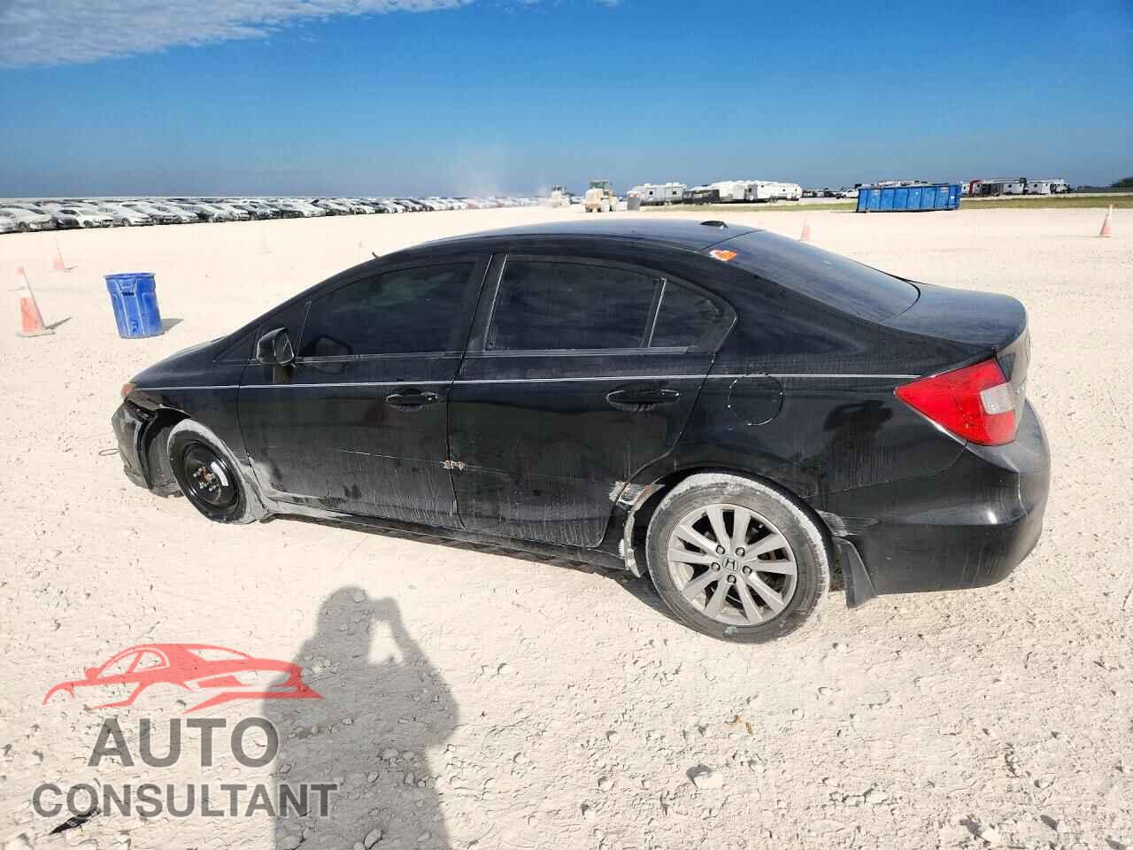 HONDA CIVIC 2012 - 2HGFB2F98CH505405