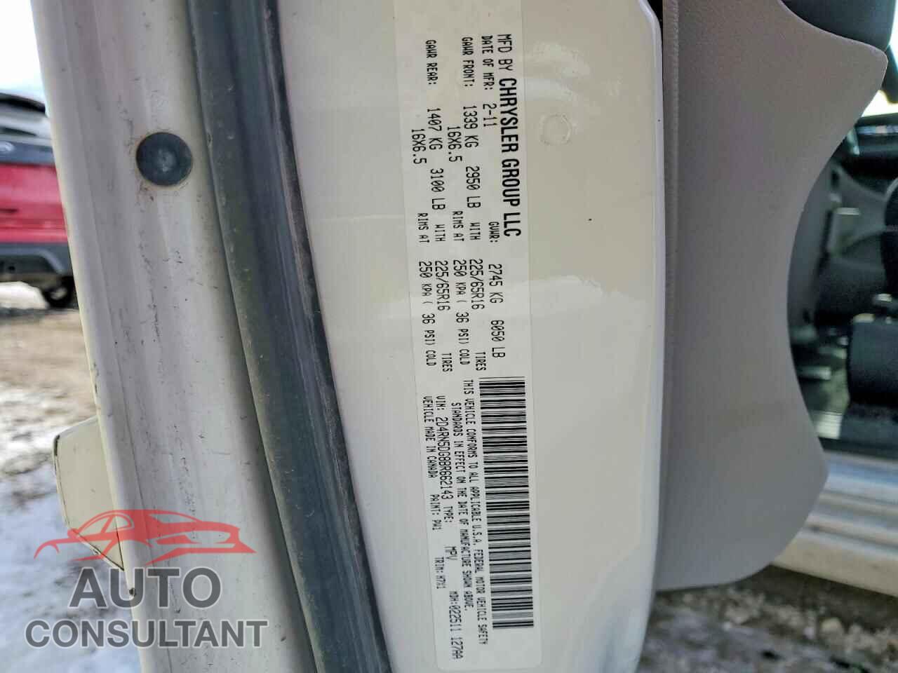 DODGE CARAVAN 2011 - 2D4RN5DG8BR662143