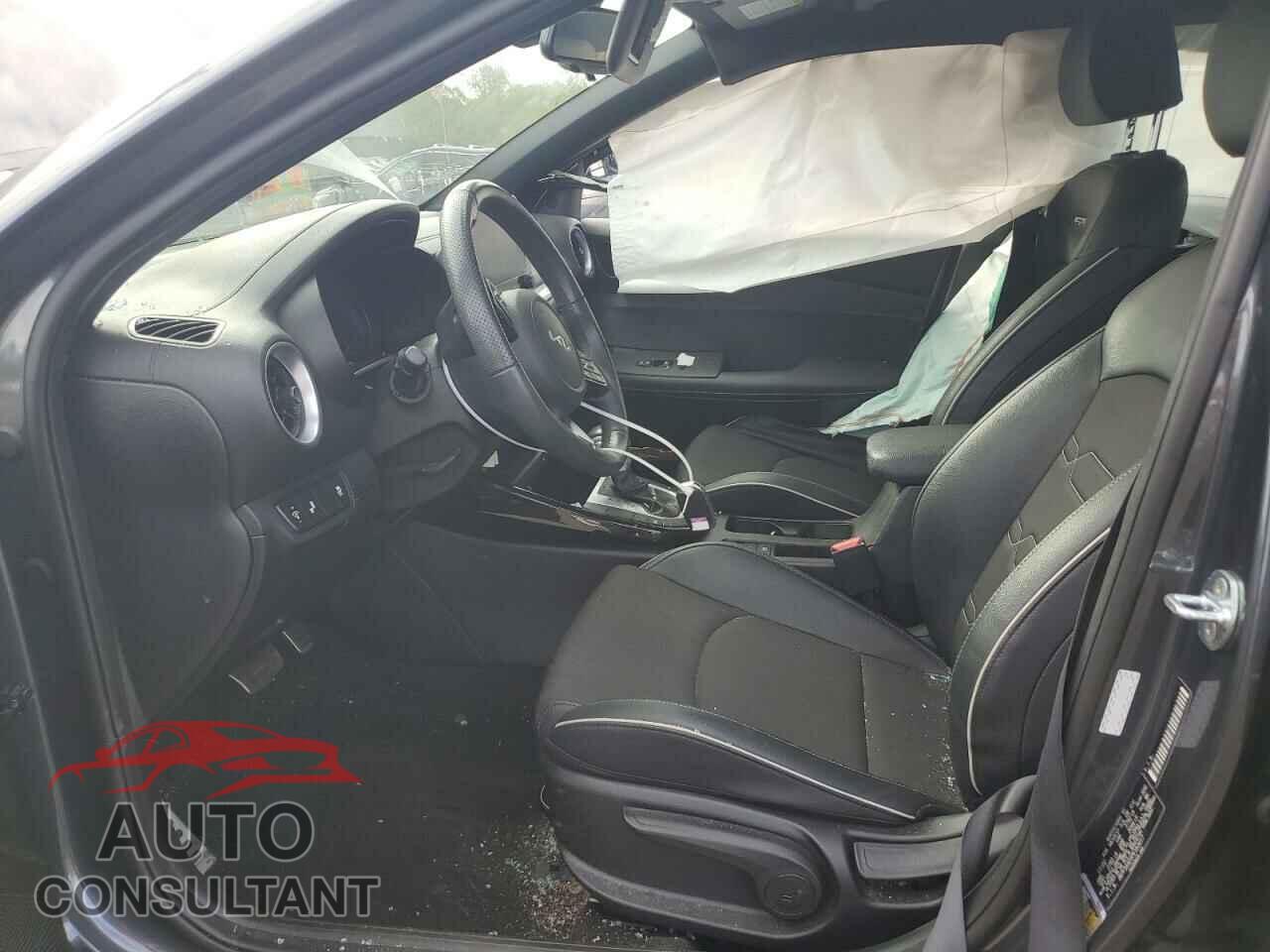 KIA FORTE 2023 - 3KPF54AD5PE563017