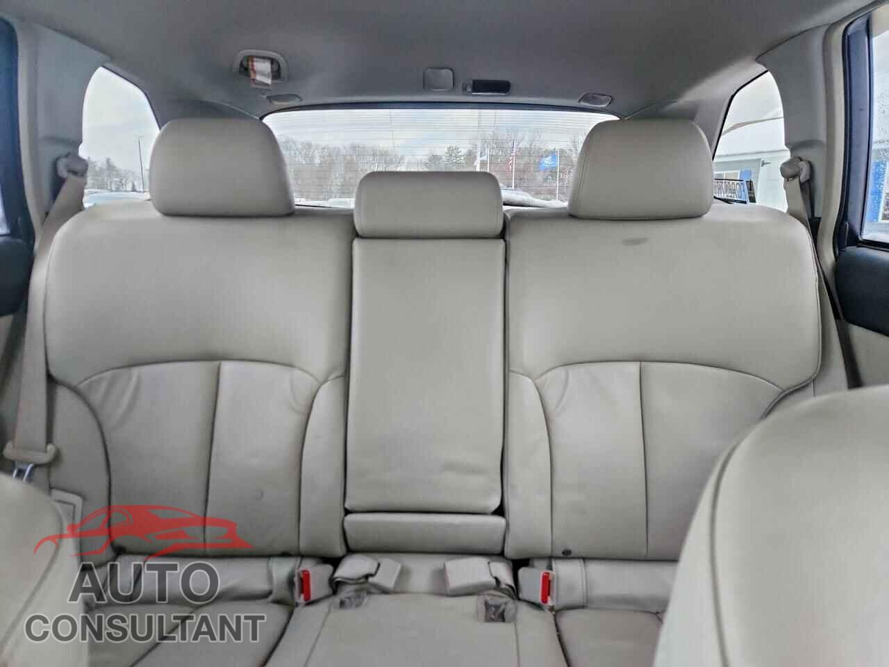 SUBARU OUTBACK 2011 - 4S4BRDJC0B2326110
