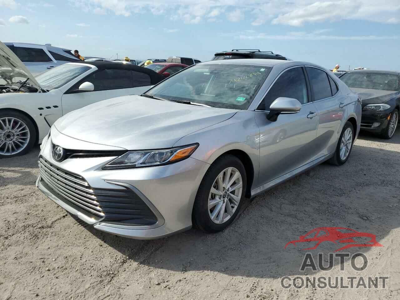 TOYOTA CAMRY 2024 - 4T1R11AK4RU880258