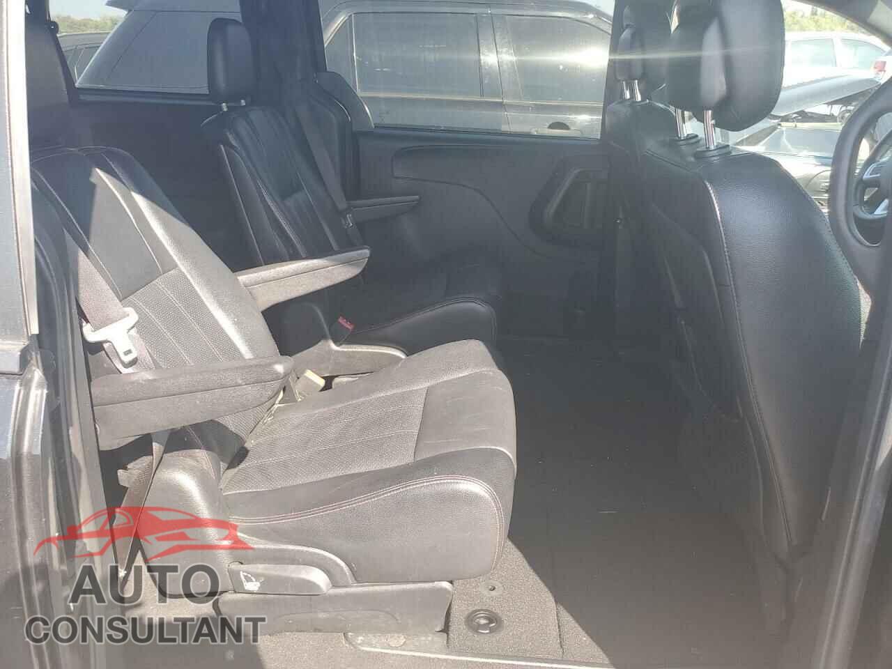 DODGE CARAVAN 2015 - 2C4RDGEG2FR564046