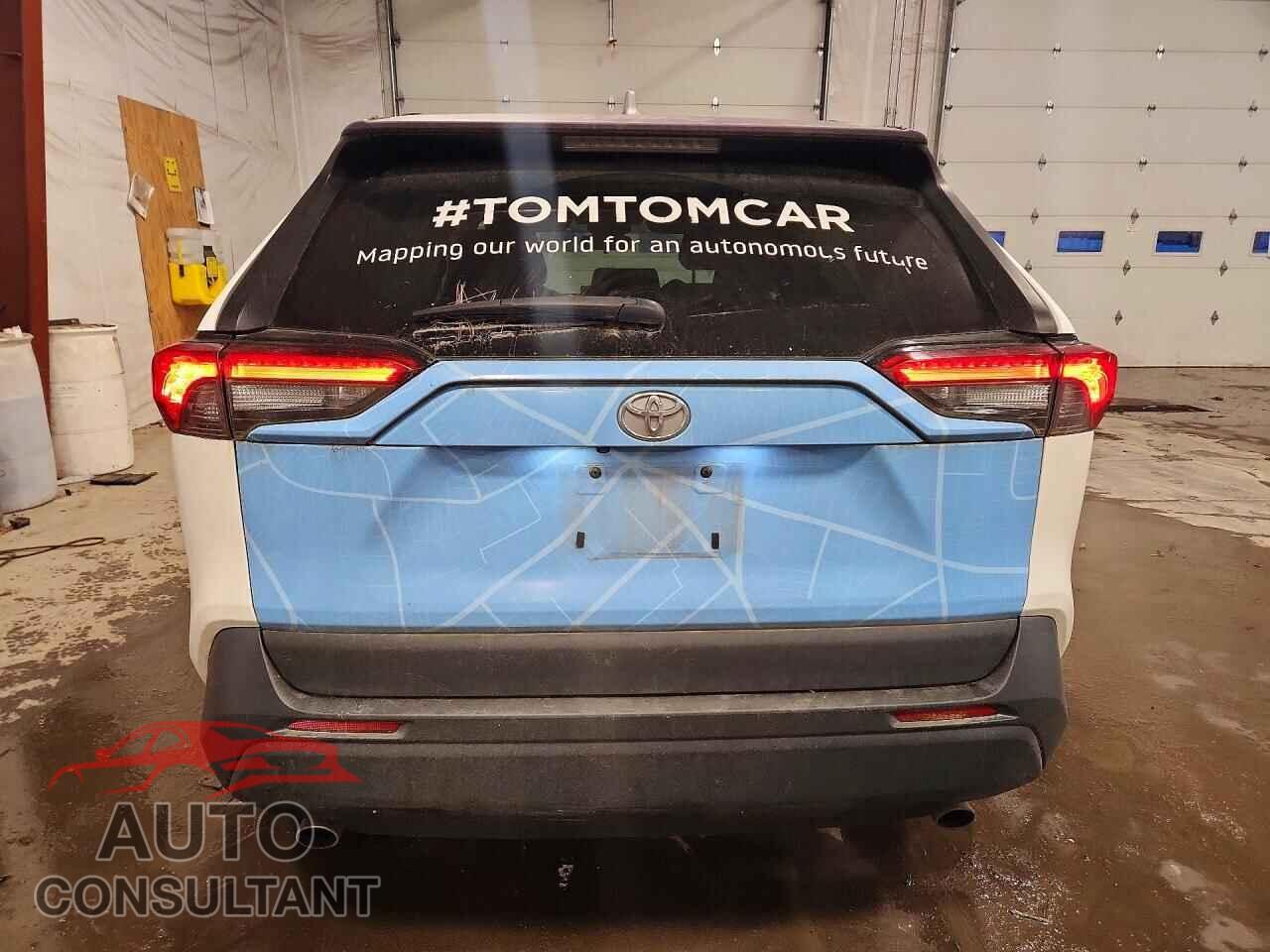 TOYOTA RAV4 2019 - 2T3H1RFV3KC020749