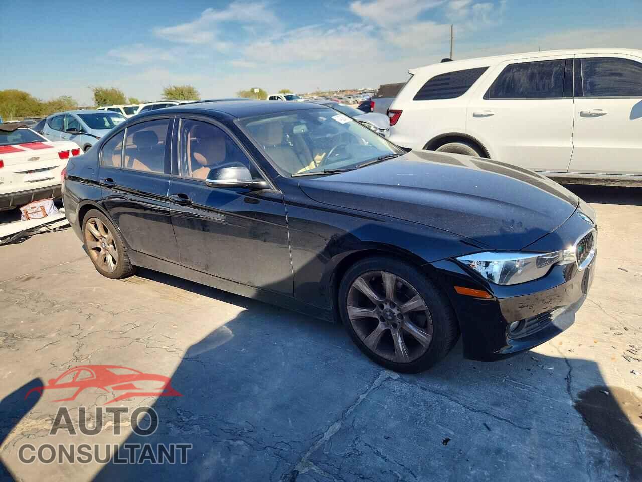 BMW 3 SERIES 2013 - WBA3C1G53DNR47700