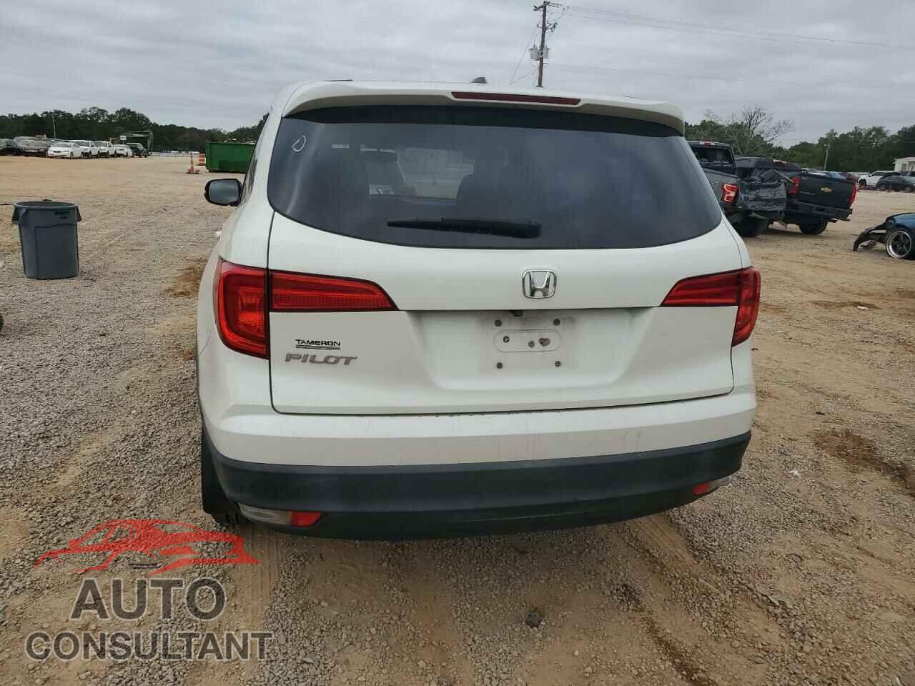 HONDA PILOT 2017 - 5FNYF5H32HB016579