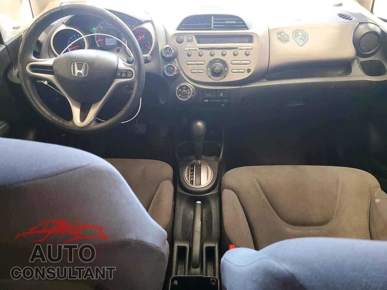 HONDA FIT 2013 - JHMGE8H37DC019094