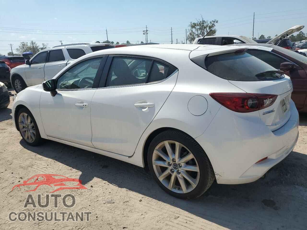 MAZDA 3 2017 - 3MZBN1L79HM106199