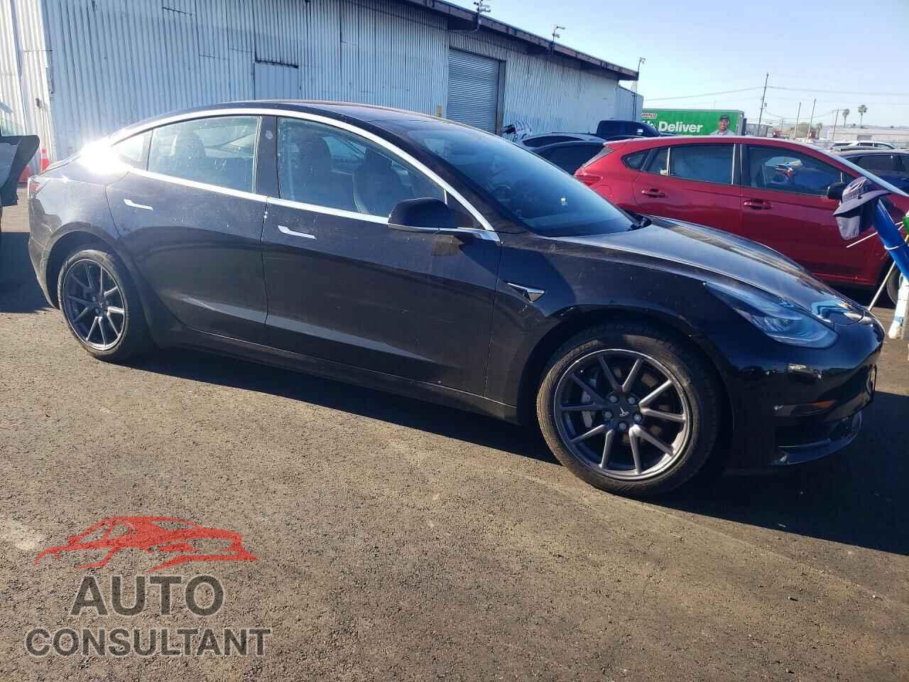 TESLA MODEL 3 2018 - 5YJ3E1EA7JF033036