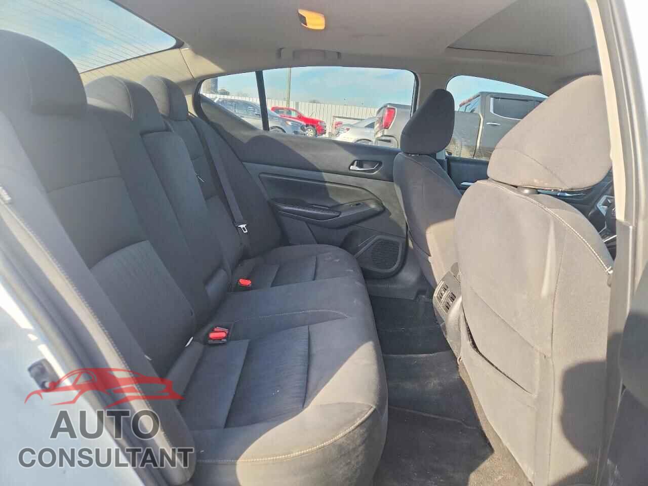 NISSAN ALTIMA 2019 - 1N4BL4DVXKN301495
