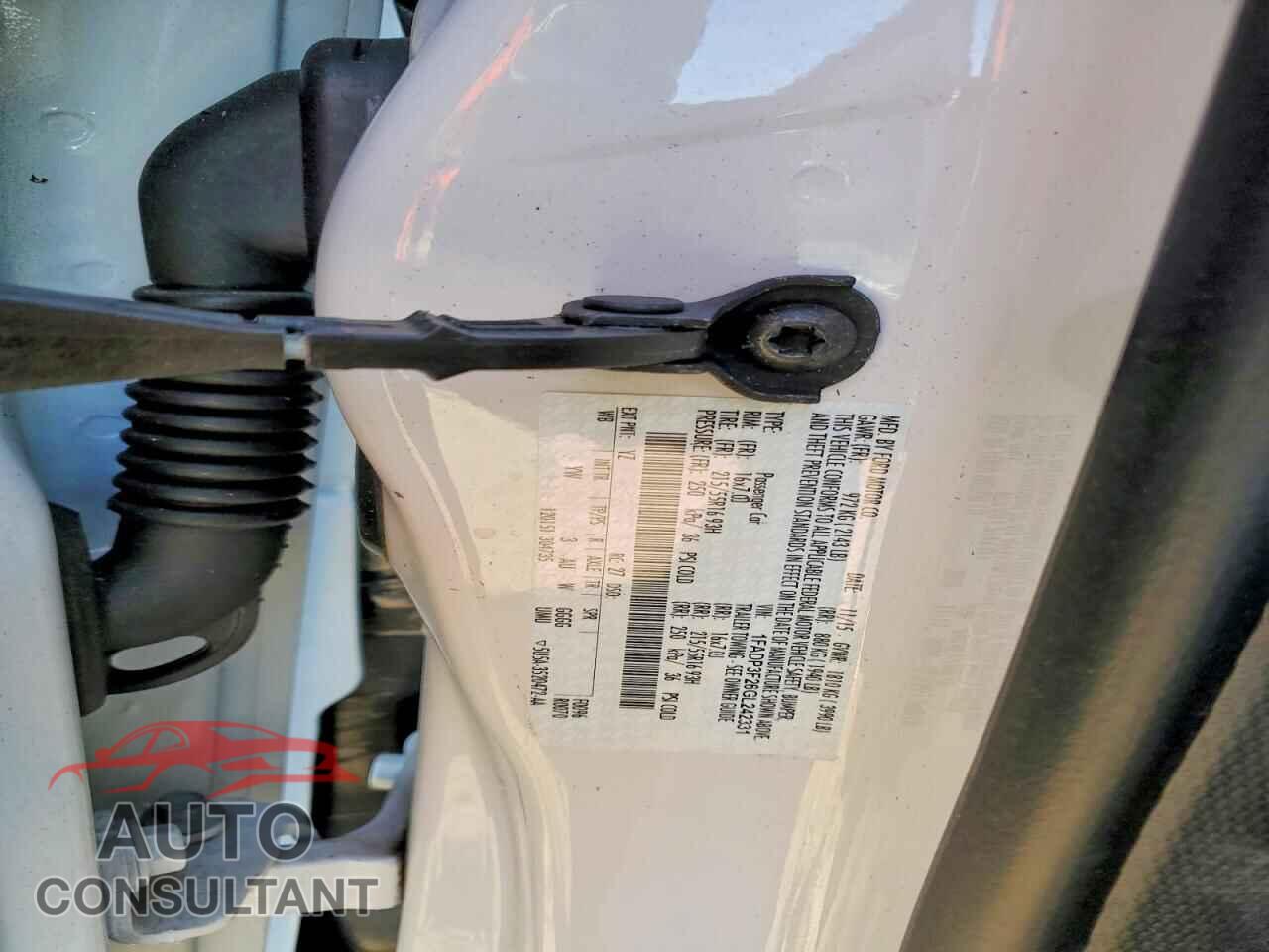 FORD FOCUS 2016 - 1FADP3F26GL242331
