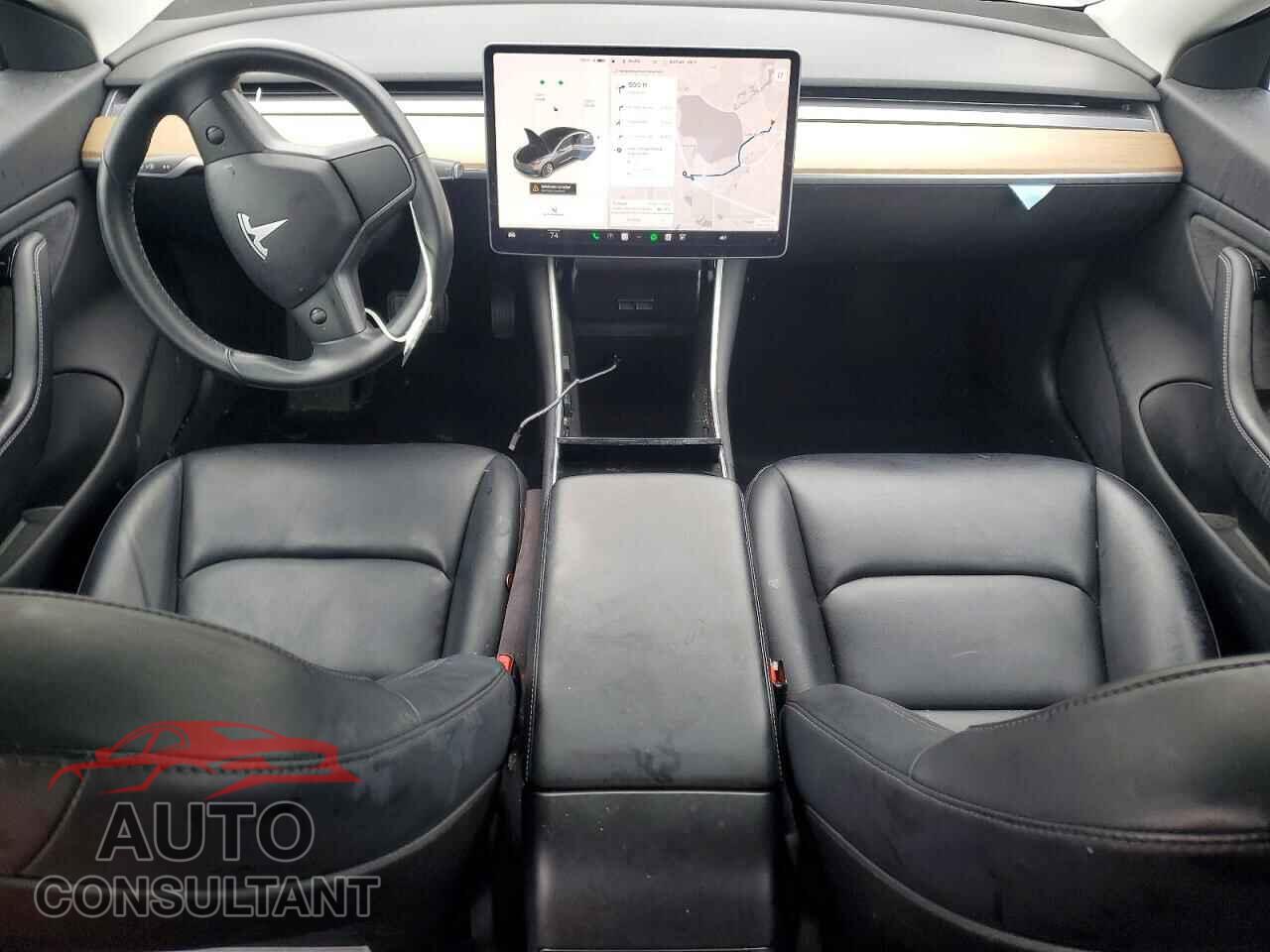 TESLA MODEL 3 2018 - 5YJ3E1EB4JF090786