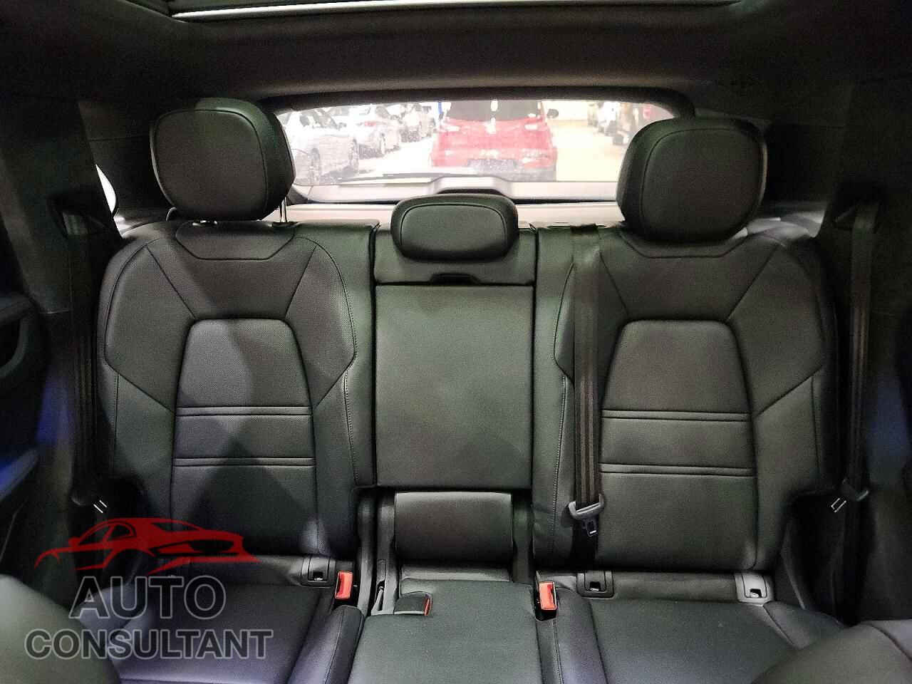 PORSCHE CAYENNE 2023 - WP1AG2AY1PDA18413