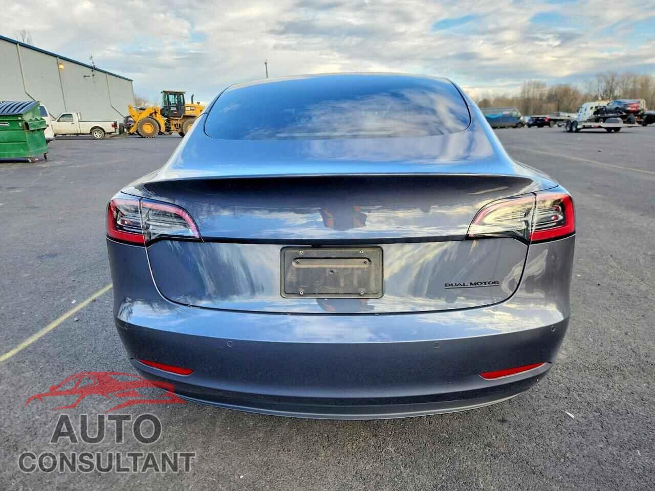 TESLA MODEL 3 2022 - 5YJ3E1EB9NF243622