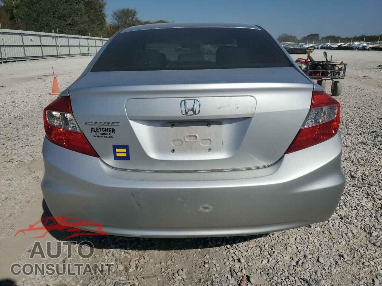 HONDA CIVIC 2012 - 2HGFB2F51CH605178