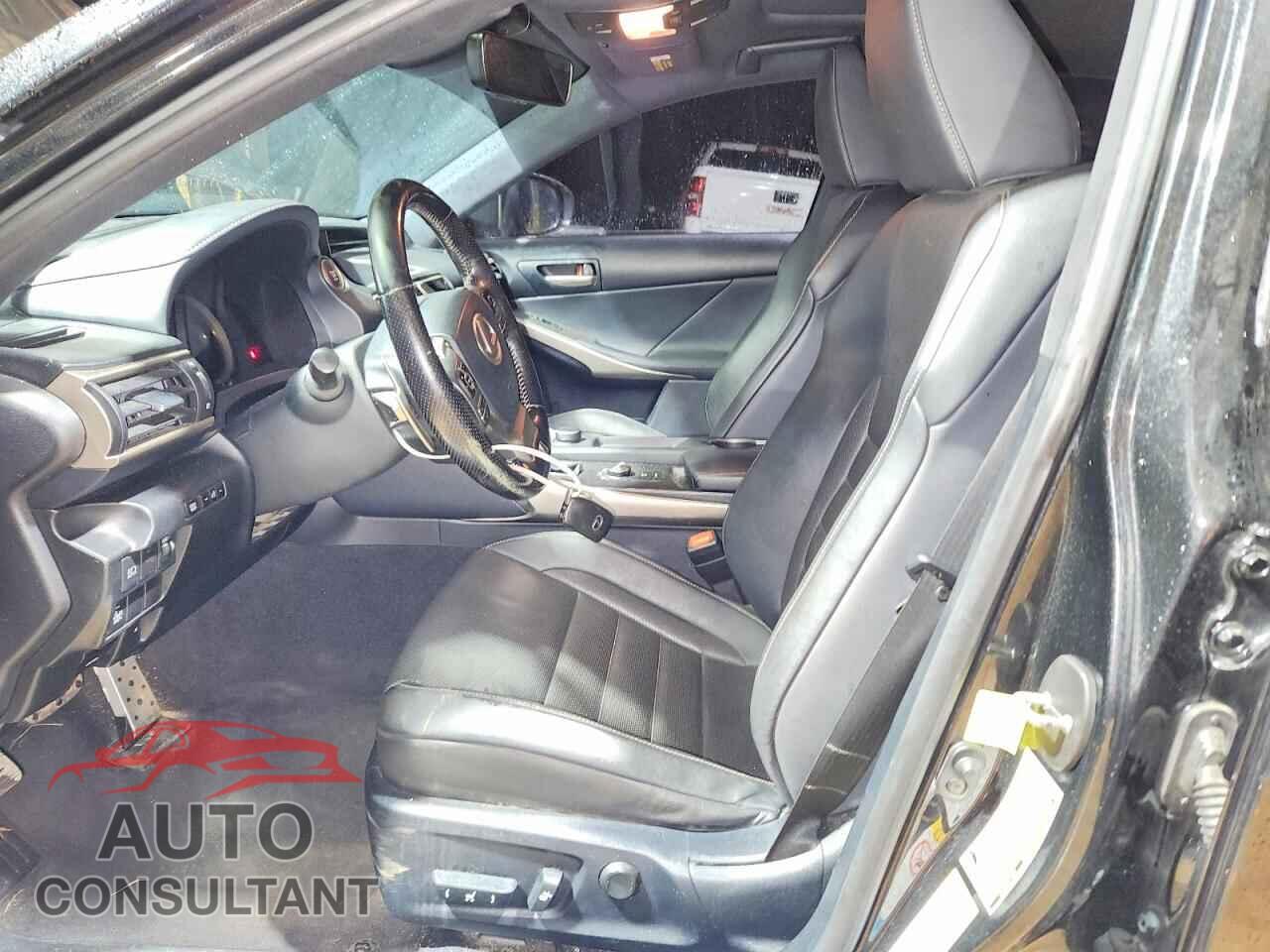 LEXUS IS 2017 - JTHBA1D21H5043508
