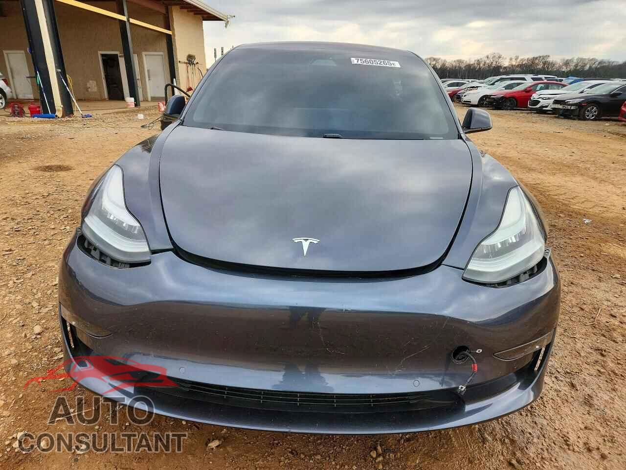 TESLA MODEL 3 2018 - 5YJ3E1EA4JF005159